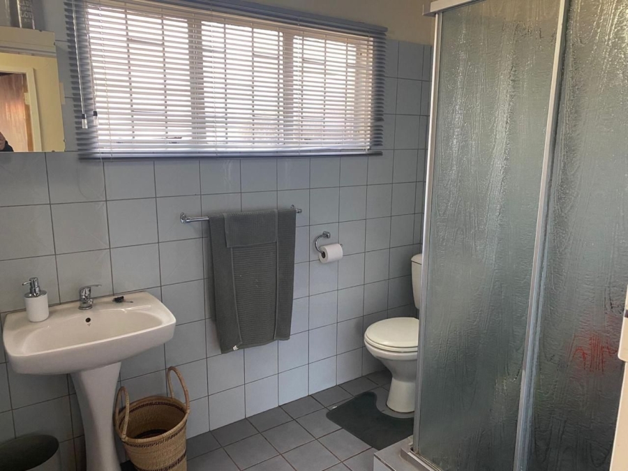 5 Bedroom Property for Sale in Ladybrand Free State